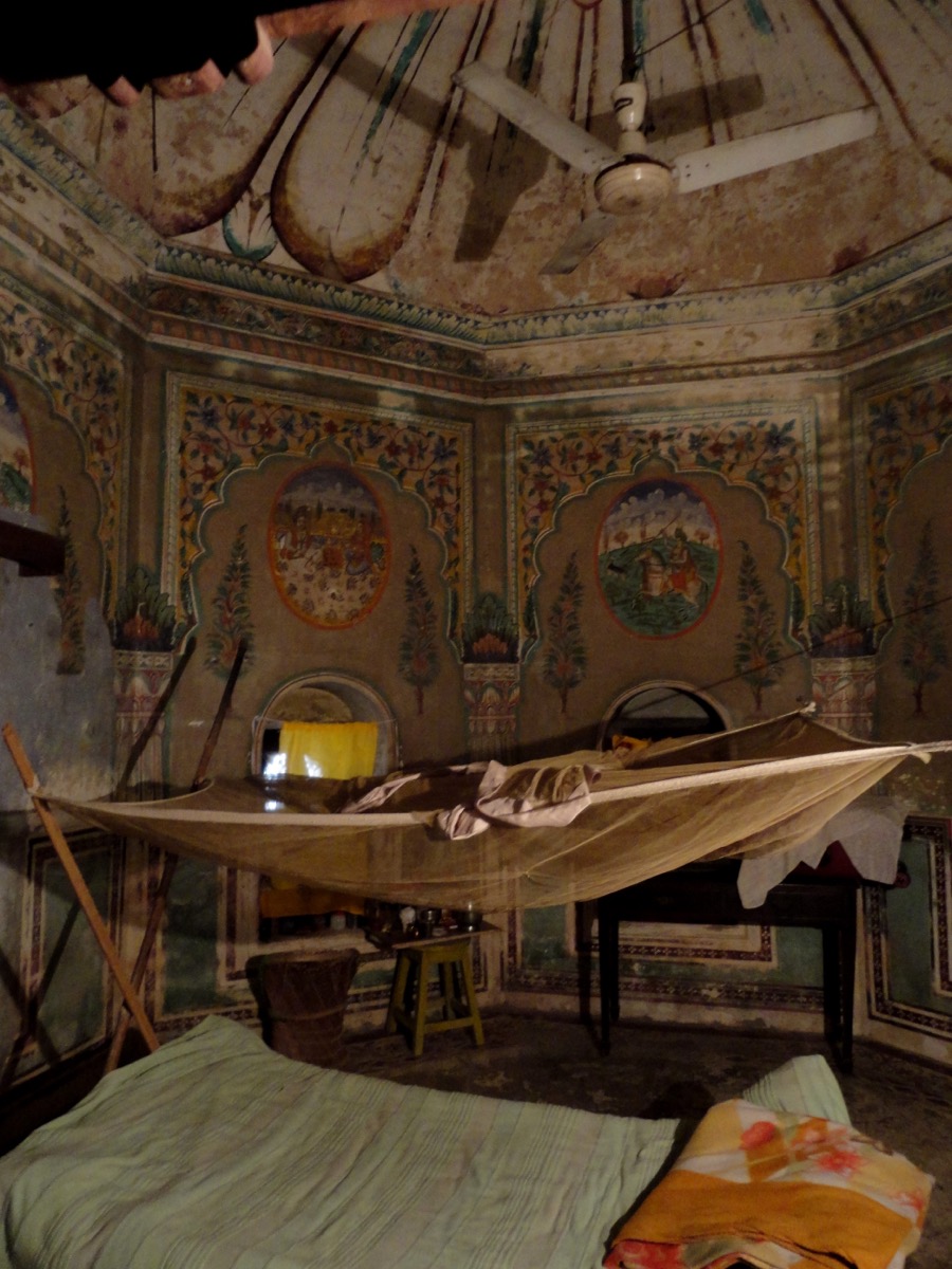 Fort Gabhana palace hall