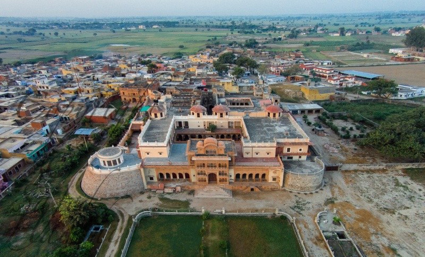 Aerial view of Fort Gabhana Palace and town